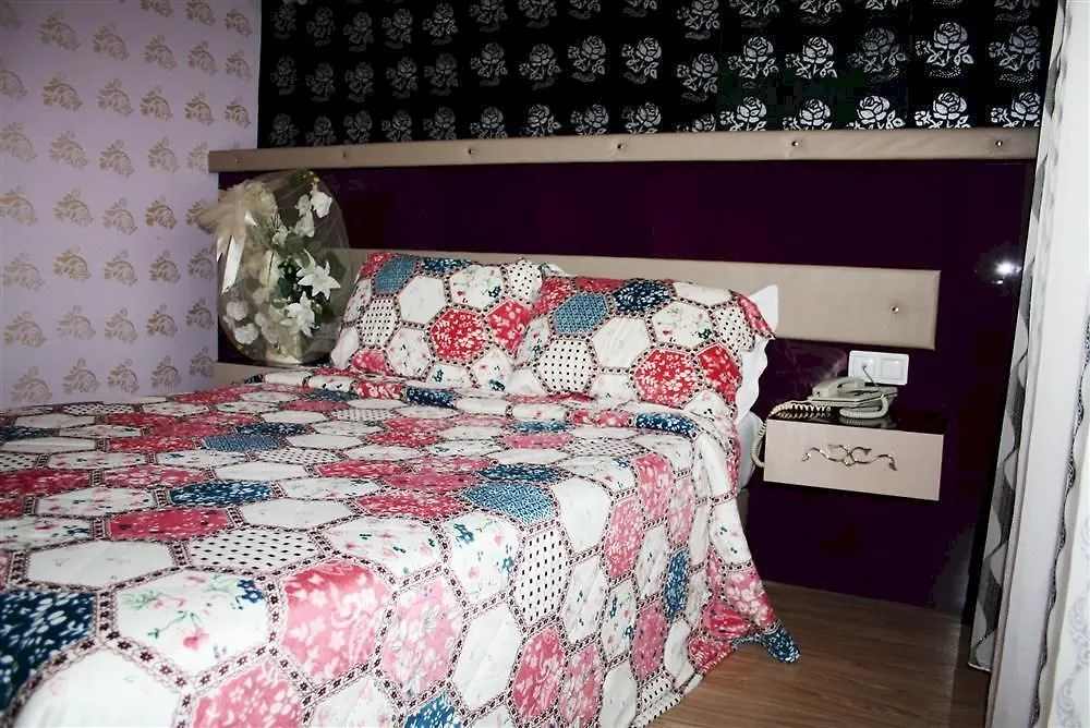 **  Rozz Hotel 1 Antalia Turchia